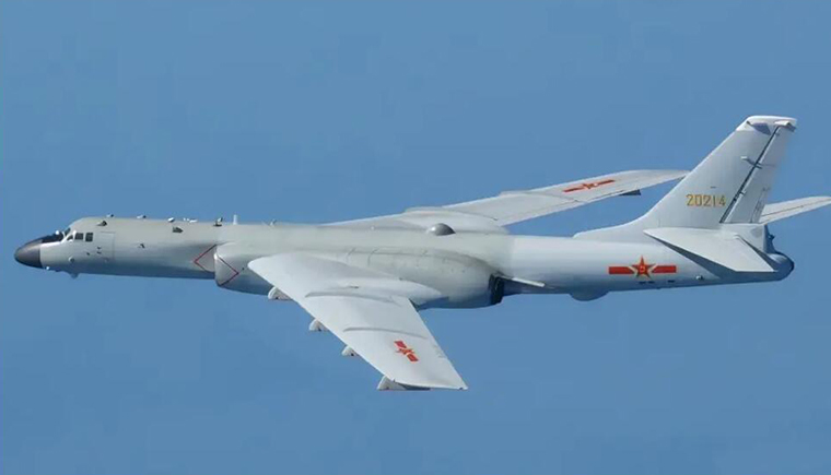中国和俄罗斯战斗机联合巡航日本海！